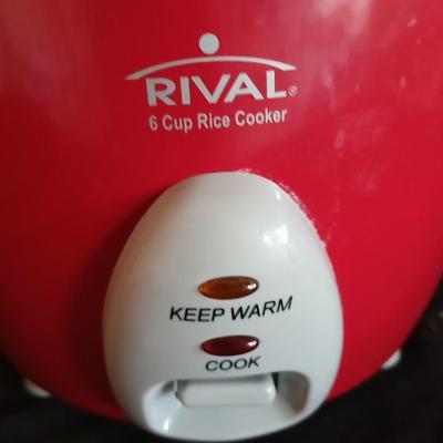 Rival Rice cooker with two hot pads