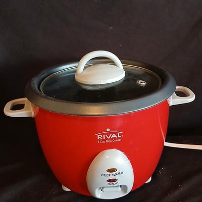 Rival Rice cooker with two hot pads