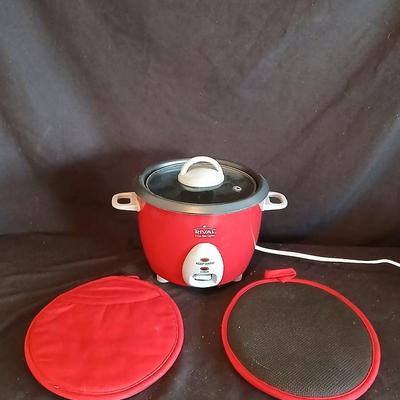 Rival Rice cooker with two hot pads