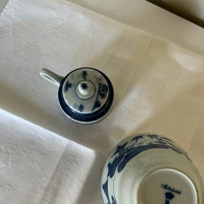 332 Assorted Vintage Blue, White Porcelain Collection & Antique Blue & White Tea Cup & Mustart Pot Set
