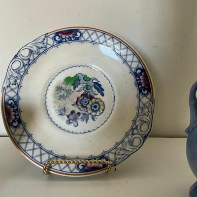 332 Assorted Vintage Blue, White Porcelain Collection & Antique Blue & White Tea Cup & Mustart Pot Set