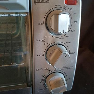 Stainless steel Black and Decker toaster oven