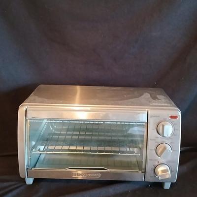 Stainless steel Black and Decker toaster oven