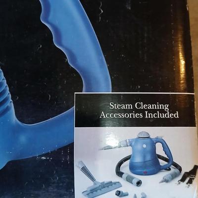 General Electric Pressurized steam cleaner - removes grease and grime Household Steam cleaner with attachments