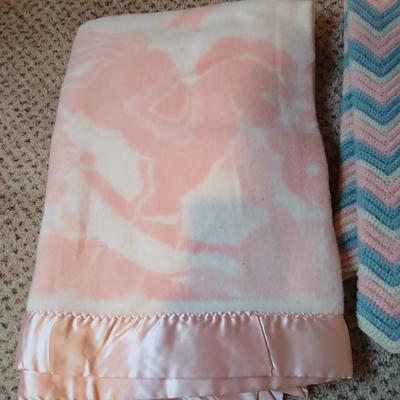 Oak Quilt rack with two baby blankets