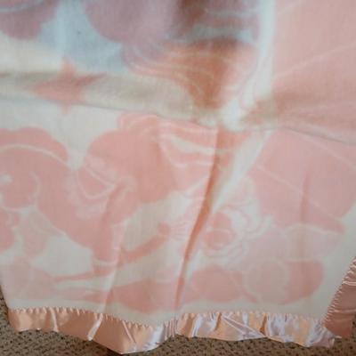 Oak Quilt rack with two baby blankets