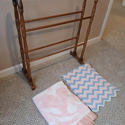 Oak Quilt rack with two baby blankets