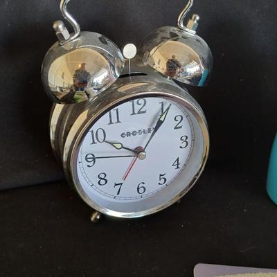 Bath and beauty items, curling iron, makeup bags, Shampoo & conditioner, alarm clock and more