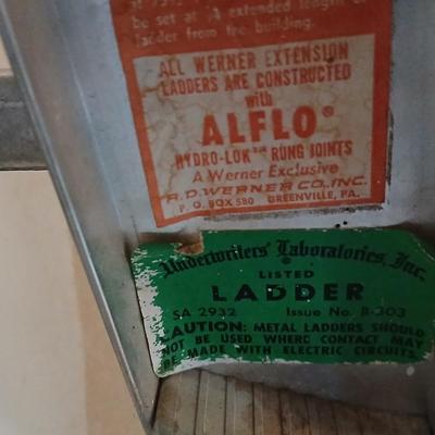 Aluminum step ladder and a plastic stool