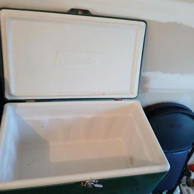 Vintage metal Coleman cooler with a Coleman classic LED lantern new in the box!