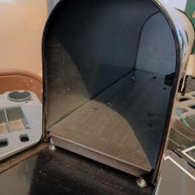 US Postal service Mailbox with two tin No hunting signs