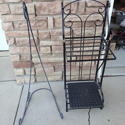 Metal patio plant shelf with free standing shepherds hook