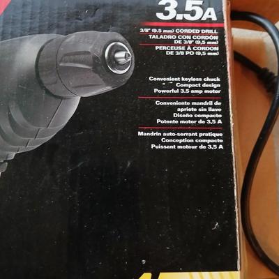 Skil Drill with drill bits