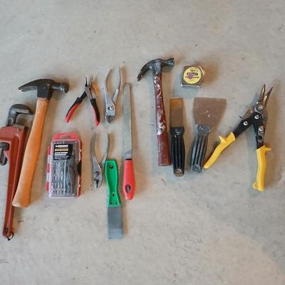 Grouping of hand tools