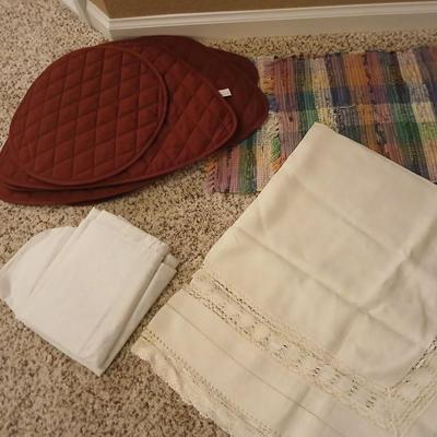 Table linens and place mats