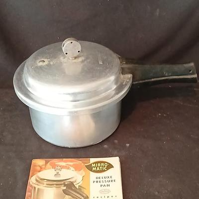 Mirro-Matic deluxe pressure pan with booklet