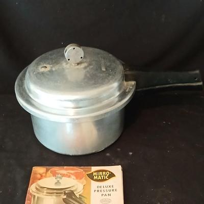 Mirro-Matic deluxe pressure pan with booklet