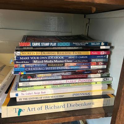 Collection of Art Books (S-MG)