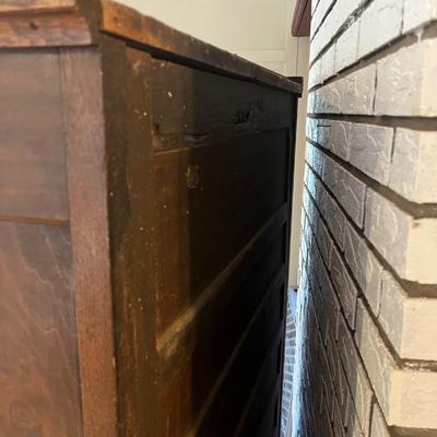 Oak Step Back Cabinet (S-MG)