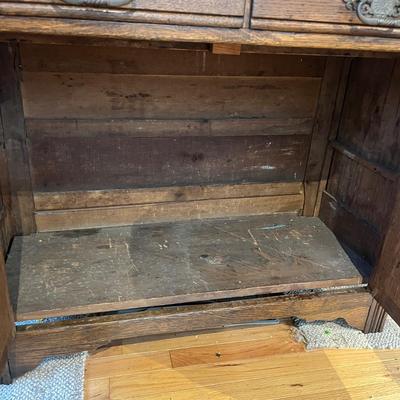 Oak Step Back Cabinet (S-MG)
