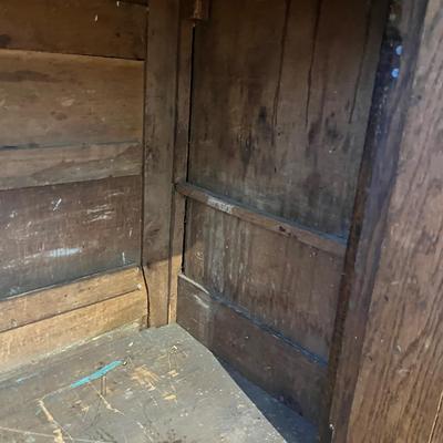 Oak Step Back Cabinet (S-MG)