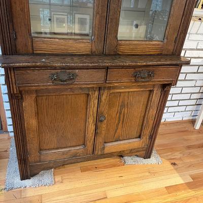 Oak Step Back Cabinet (S-MG)