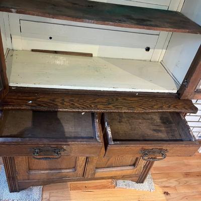 Oak Step Back Cabinet (S-MG)