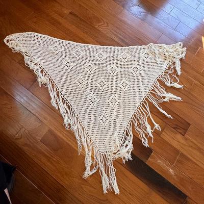 Ponchos and Shawls - Women’s Sizes Small to One Size Fits All (PB-DZ)