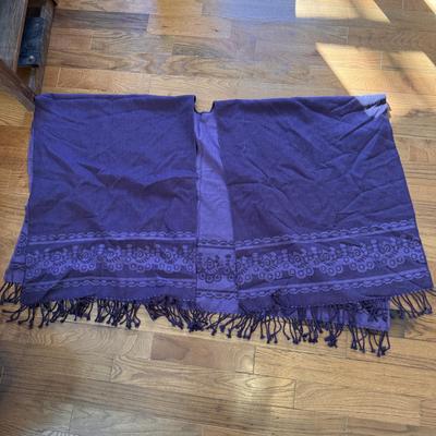 Ponchos and Shawls - Women’s Sizes Small to One Size Fits All (PB-DZ)
