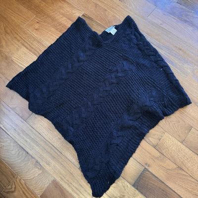 Ponchos and Shawls - Women’s Sizes Small to One Size Fits All (PB-DZ)