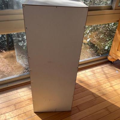 Three White Shelves (S-MG)
