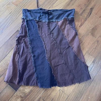 Fun Assortment of Women’s Skirts and Capris - Size S-L (PB-DZ)