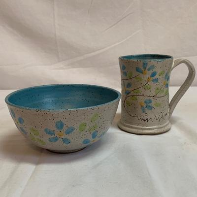 Babula Pottery Collection of Bowls & Mugs (K-HS)