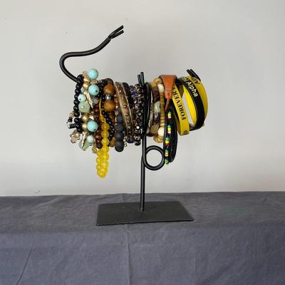 Lot of assorted Jewelry