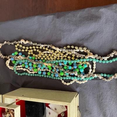 Lot of assorted Jewelry