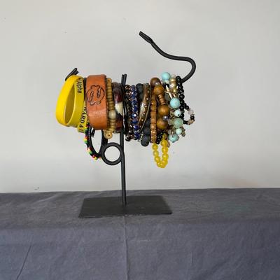 Lot of assorted Jewelry