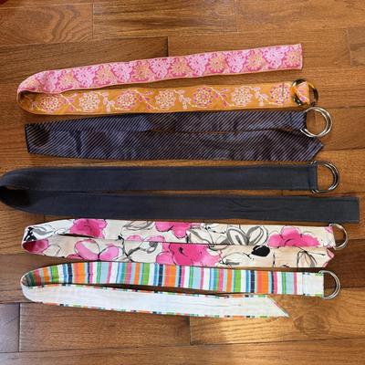Multi-Colored Funky Belts and Beaded Purses (PB-DZ)