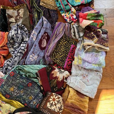 Pashmina, Silk and Other Scarves (PB-DZ)