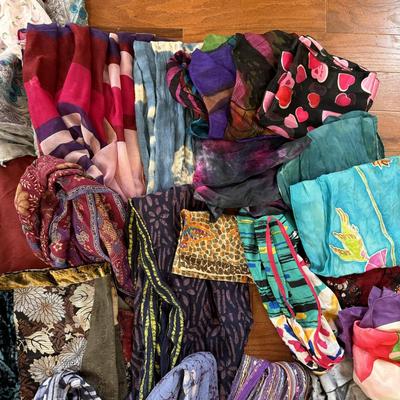 Pashmina, Silk and Other Scarves (PB-DZ)