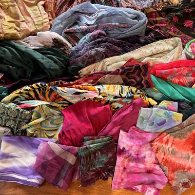 Pashmina, Silk and Other Scarves (PB-DZ)