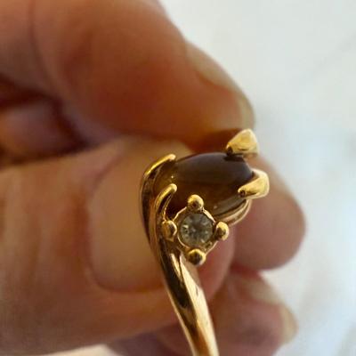 Two 18K Gold Rings (ST-BB)