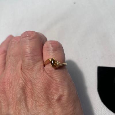 Two 18K Gold Rings (ST-BB)