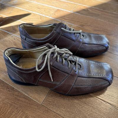 Shoes, Shoes, and More Shoes - Women’s Size 8.5 - 10 (PB-DZ)