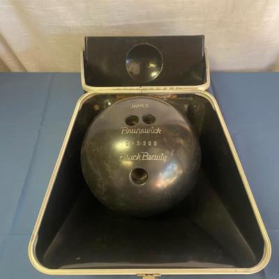 Brunswick Black Beauty Bowling Ball