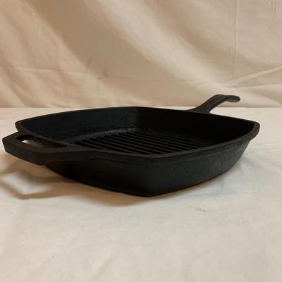 Lodge 10.5” Square Cast Iron Grill Pan (K-HS)