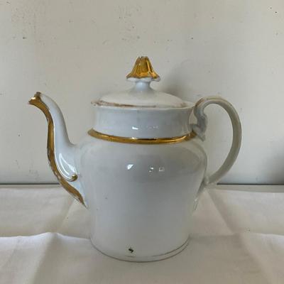 342 White & Gold Trimmed Tea Pot