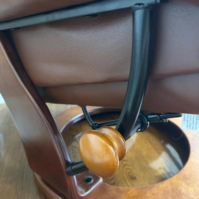 Benchmaster Recliner Chair with Ottoman