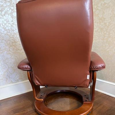 Benchmaster Recliner Chair with Ottoman