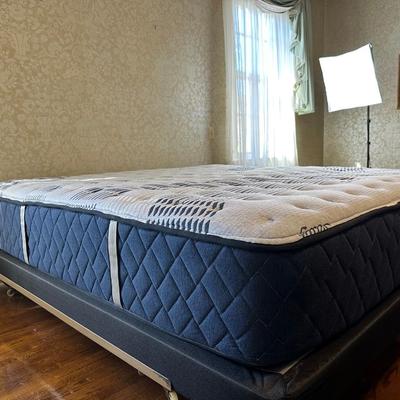 Sealy King Mattress, Box Springs & Frame - Great Condition