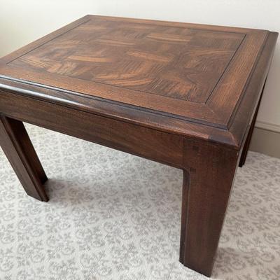 LANE Furniture Accent End Table